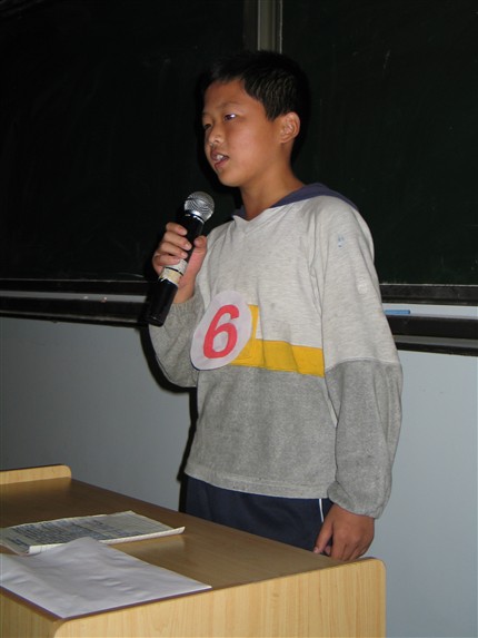 6号选手简家俊（初2008级九班）——2005—2006学年度学生会干部换届选举
