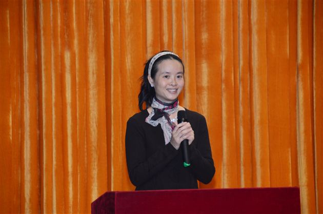 棠中外语学校召开高2010级表彰大会