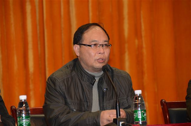 棠中外语学校召开高2010级表彰大会