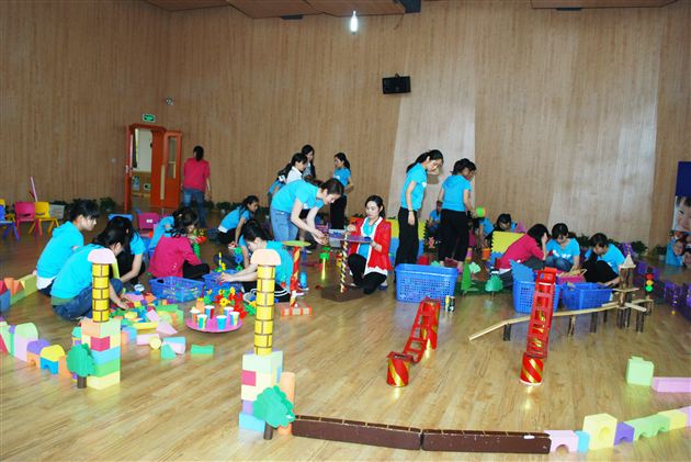棠外实验幼稚园建构游戏的实施与指导现场教研活动