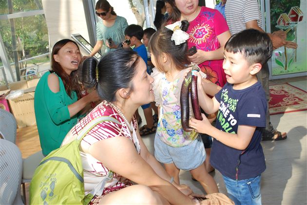 棠外实验幼稚园种植园售卖活动