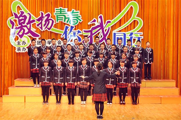 棠外初2012级举行纪念12·9歌咏比赛