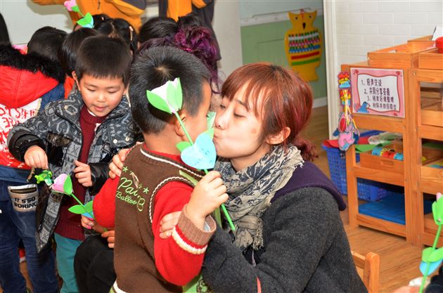 “甜蜜三八节，浓浓亲子情”——记棠外实验幼稚园“三八节亲子活动”