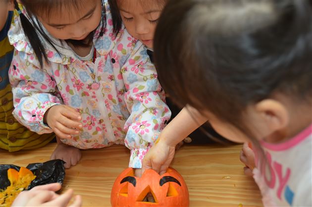 Happy Halloween——记棠外实验幼稚园万圣节主题活动