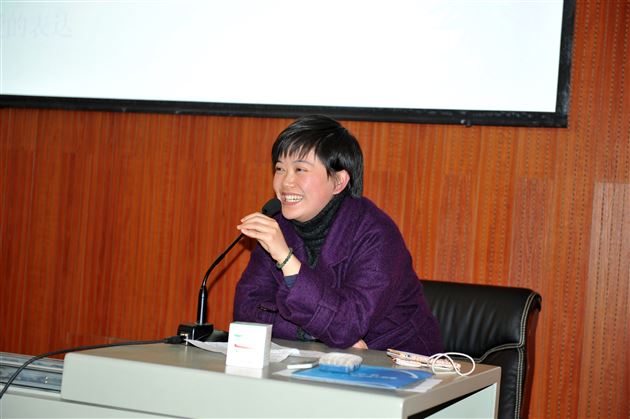 家校一家亲，携手共进步——记棠外附小一年级家长学校讲座