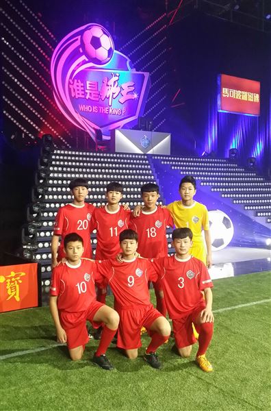 棠外参加“谁是球王”中国足球争霸赛获得西南大区冠军