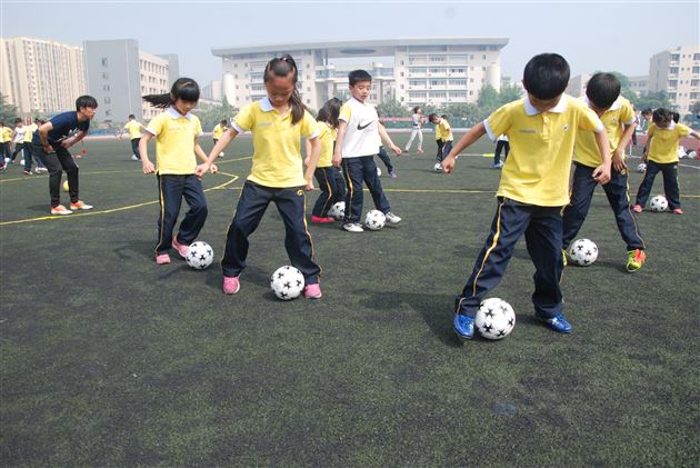 棠外附小成功举办双流县小学体育教研活动