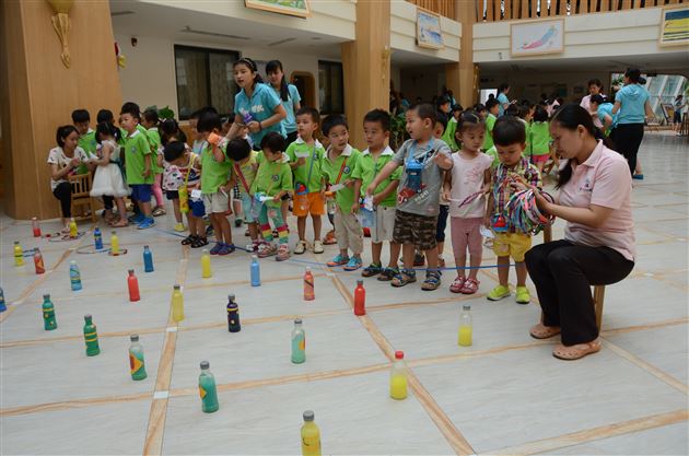 棠外实验幼稚园举行“六一”游园活动