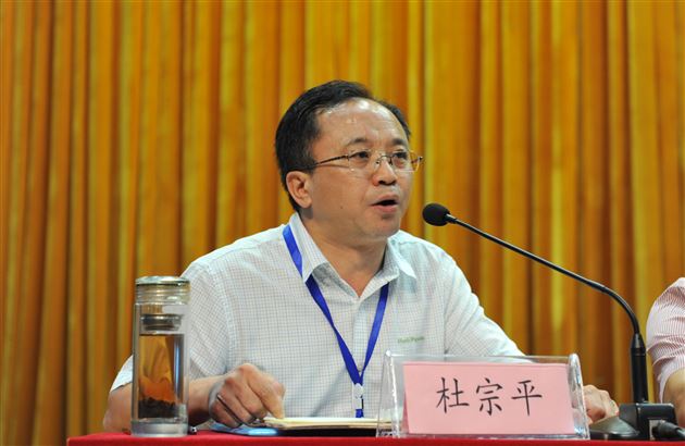 描绘三五规划图，“双修”“四建”再迈进——棠外召开2015新学年全校教职工大会