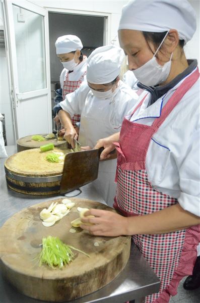 展岗位风采，促技能提升——记棠外实验幼稚园“员工技能大赛”活动