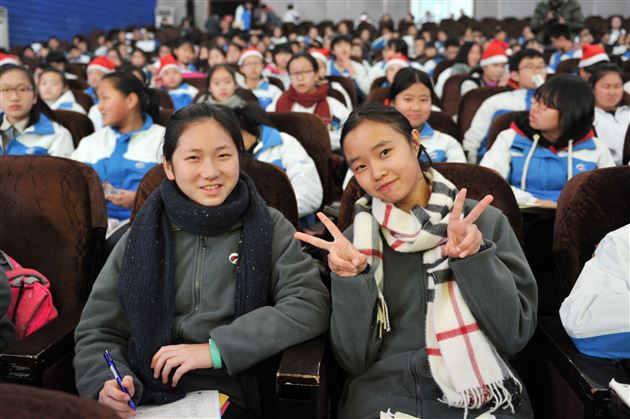 Spelling Bee，爱“拼”才会赢——记初2014级第二届英语拼字大赛