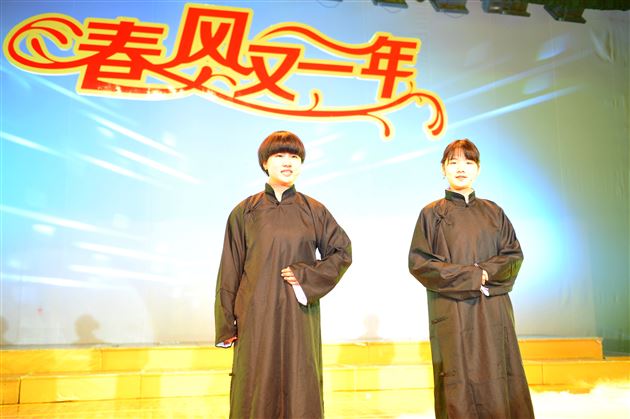 燕舞莺歌喜迎新年 桃欢李笑春满校园——棠外2015年校园艺术节展演暨2016年新年文艺联欢晚会隆重举行