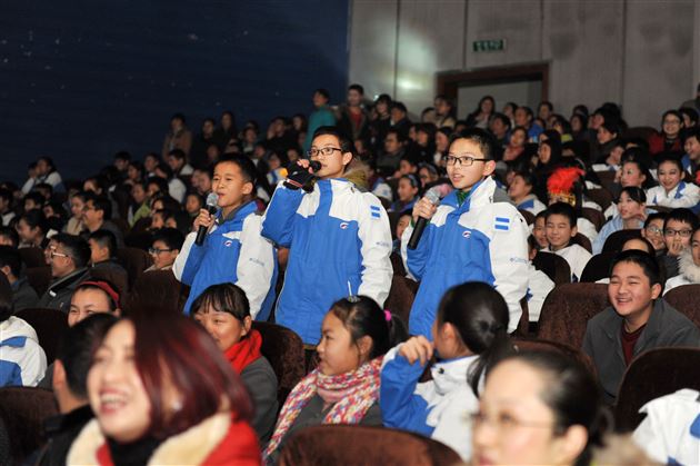 燕舞莺歌喜迎新年 桃欢李笑春满校园——棠外2015年校园艺术节展演暨2016年新年文艺联欢晚会隆重举行