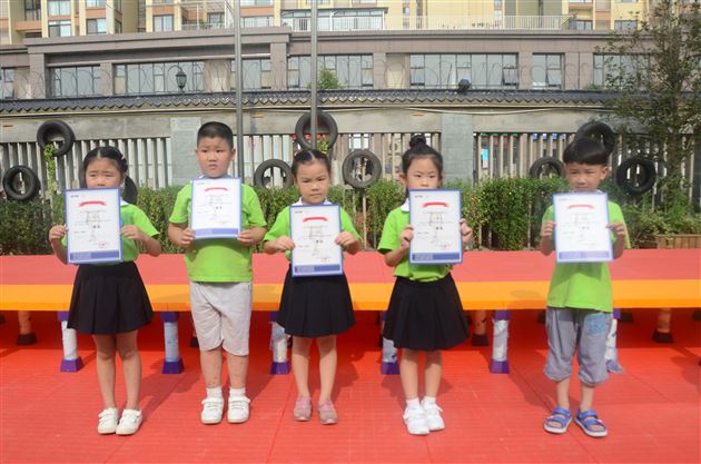 棠外实验幼稚园在2016中央电视台“希望之星”英文歌曲大赛中获佳绩