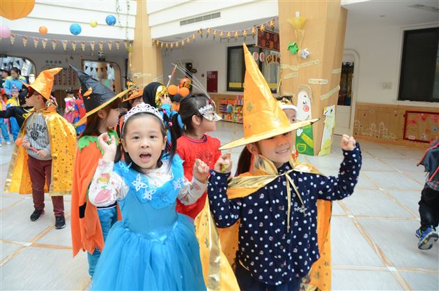 Happy Halloween---记棠外实验幼儿园万圣节活动