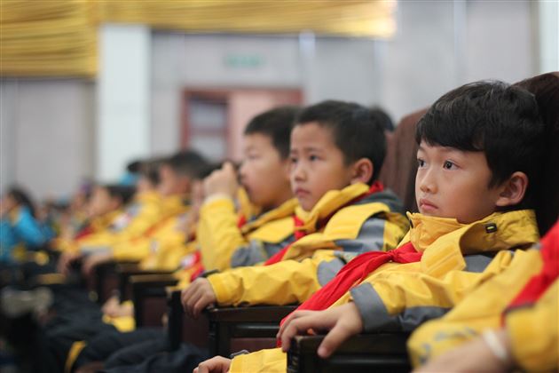 让故事点亮童年——记棠外附小第十届“阳光杯”讲故事比赛