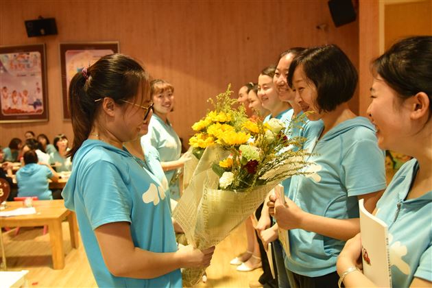 棠外实验幼儿园举行教师节庆祝暨表彰活动