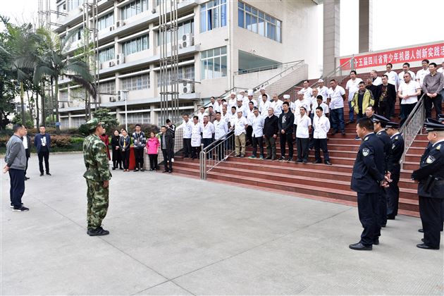 消防演练常抓不懈 全力构筑平安校园——双流消防走进棠外开展消防安全教育