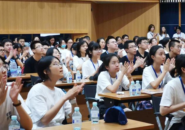 棠外高中学子参加2019“北外种子计划”人才选拔项目