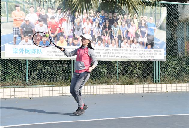 与网球为伴，与健康同行——棠外教职工的运动时光