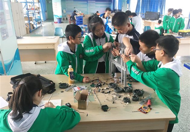 喜报：棠外初中学子参加第十八届省机器人竞赛两个项目均获一等奖