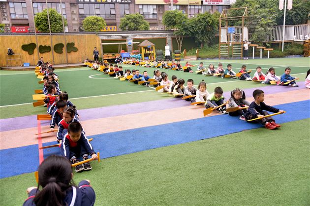 棠外实验幼儿园接待内江市师范学院考察团参观交流
