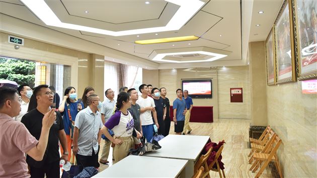 顺应时代 锐意进取——湖南长沙市明达中学120名高三骨干教师到棠外交流学习