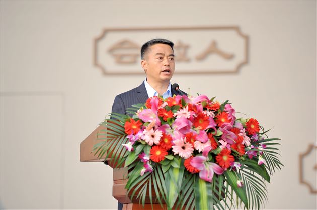 巾帼须眉心向党 携手共筑棠外梦——棠外2022年“三八”国际劳动妇女节庆祝表彰大会圆满举行