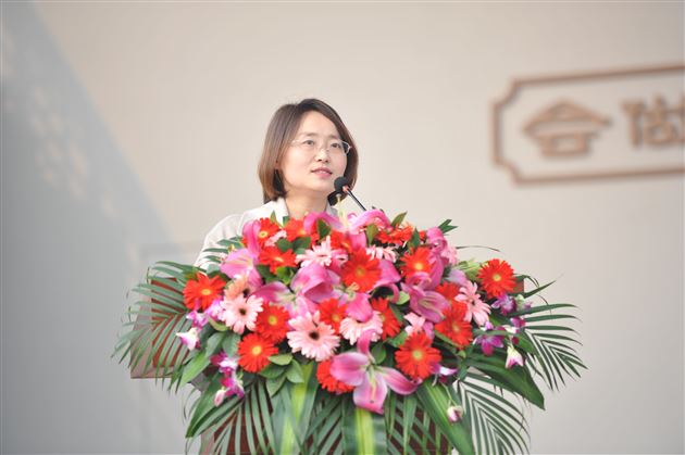 巾帼须眉心向党 携手共筑棠外梦——棠外2022年“三八”国际劳动妇女节庆祝表彰大会圆满举行