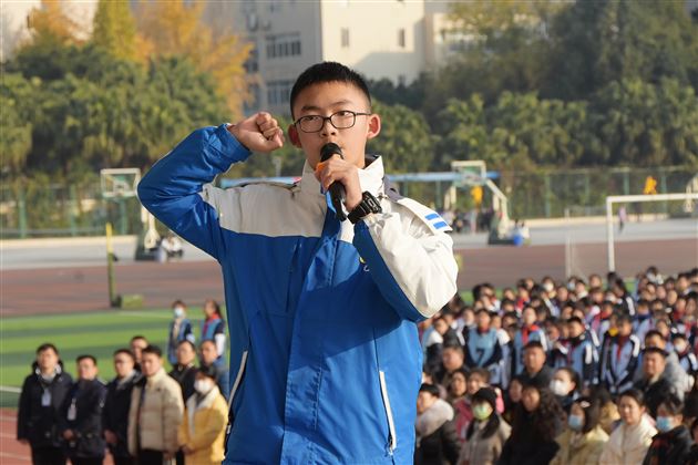 听！铿锵的青春誓言——棠外初中举行2023年下期新团员入团宣誓仪式
