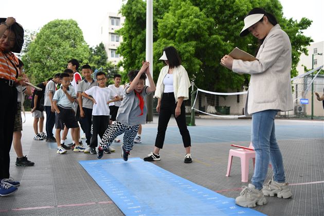 体育无处不在  运动无比精彩——棠外附小体育节暨第十九届田径运动会盛大开幕