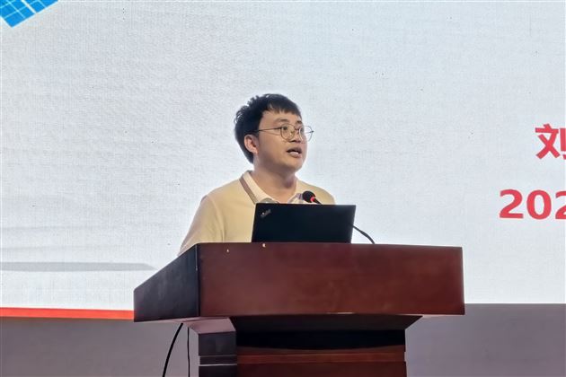 读懂孩子 成就初三——棠外召开初2022级家长会