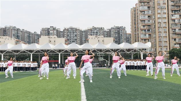 立规养矩塑习惯 队列队形展风采——棠外初2024级开展队列队形班级展示活动