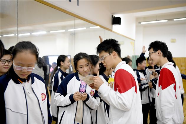 校园有“戏” 青春相“剧”——记棠外师生与北京第一六六中学《百合花颂》剧组师生同台联谊 