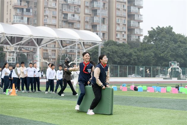 传承奥运精神  “趣”享活力童年——棠外附小成功举办2024年冬季集体项目趣味运动会