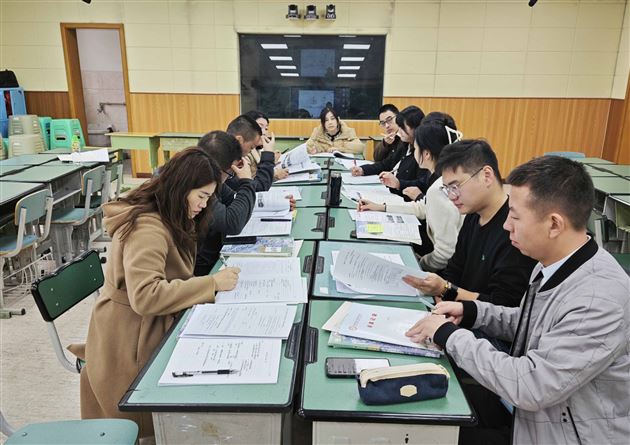 刘光文副院长评课