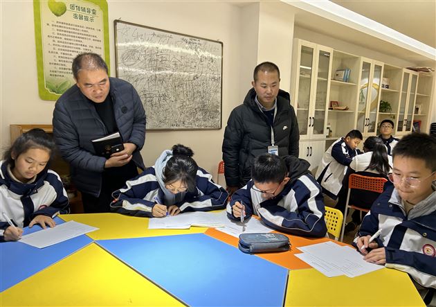 以“心”护心 携爱同行——棠外初中开展初2024级心理协会成立暨心理委员培训会