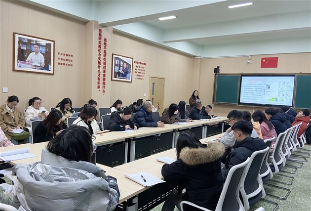 凝“新”聚力 共话成长|棠外高中召开新进教师座谈会