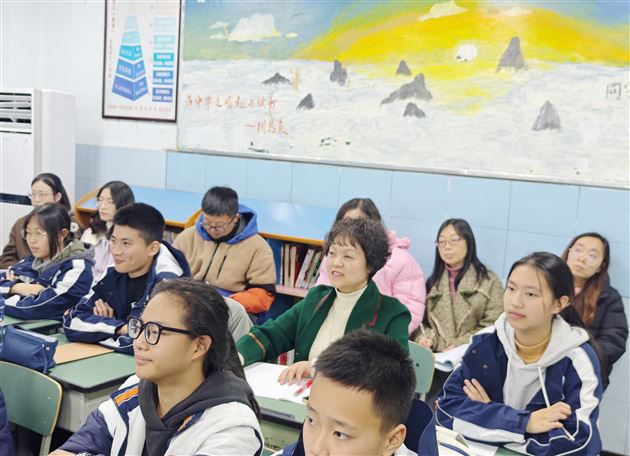 棠外初2024级修身班会课督导系列活动圆满落幕