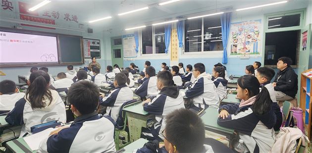 棠外初2024级修身班会课督导系列活动圆满落幕