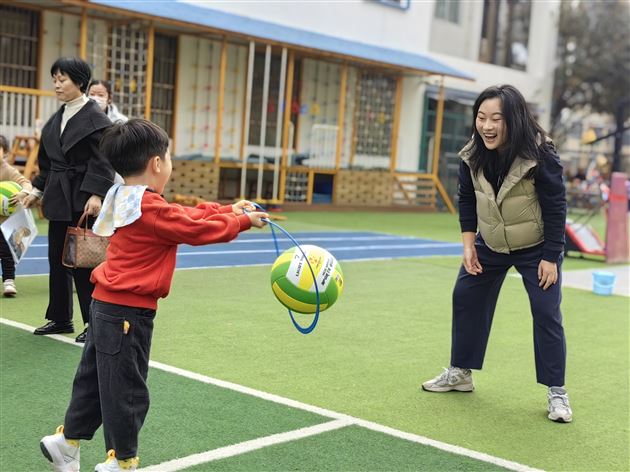 森林探险，活力四射