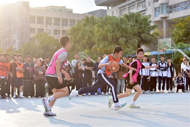 青春跃动展风采 聚力拼搏共成长——棠外初中开展初2023级5人制班级篮球联赛圆满落幕