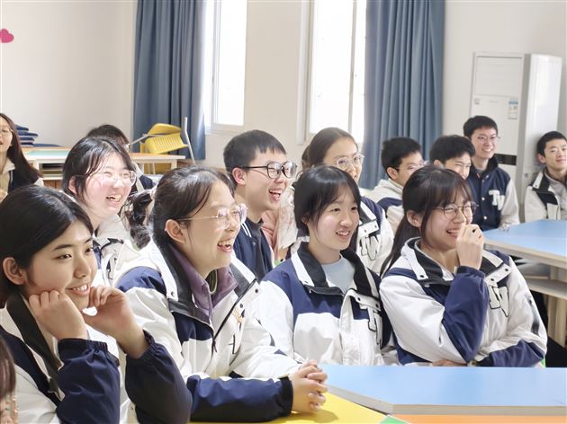 探索“心”世界——棠外高中开启“自我探索”心理团辅之旅