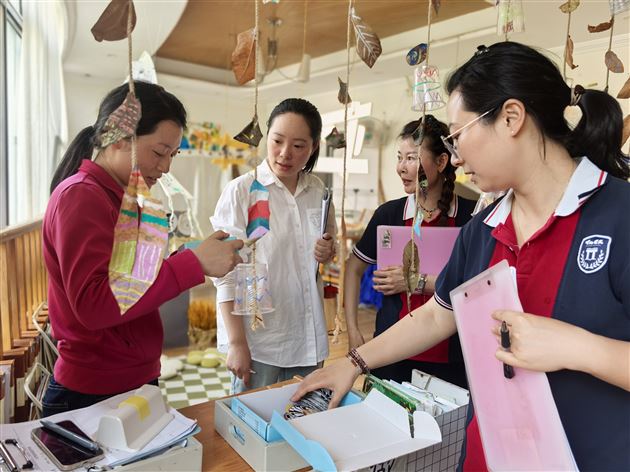 观摩促学习 评赛促成长 