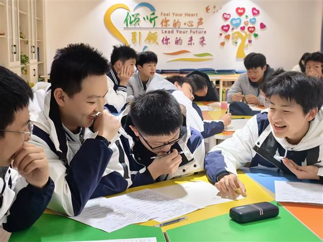 以合伙人之名，赴成长之约——记棠外高中生涯规划系列活动 