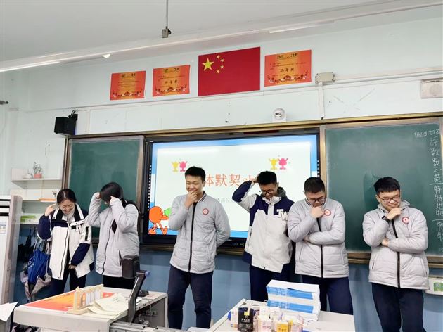 泡泡里的我，不完美也“可爱”——棠外高中开展“‘愈’见真实的自己”主题团辅活动 