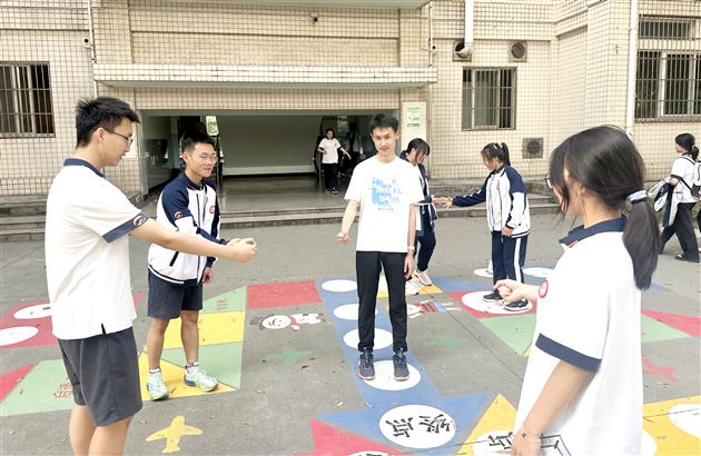 春风暖校园 心育正当时——棠外高中开展“积极心理学视域下赋能师生成长”团辅活动