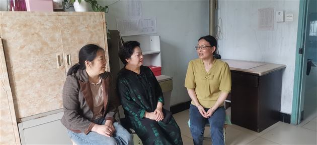 以法治引领管理 筑牢宿舍安全屏障——棠外初中公寓开展“生活老师如何依法依规进行学生宿舍管理”主题式单元教研活动