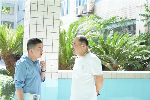 家校携手析学情 精准沟通促成长——棠外初2024级开展七年级下期半期家长会