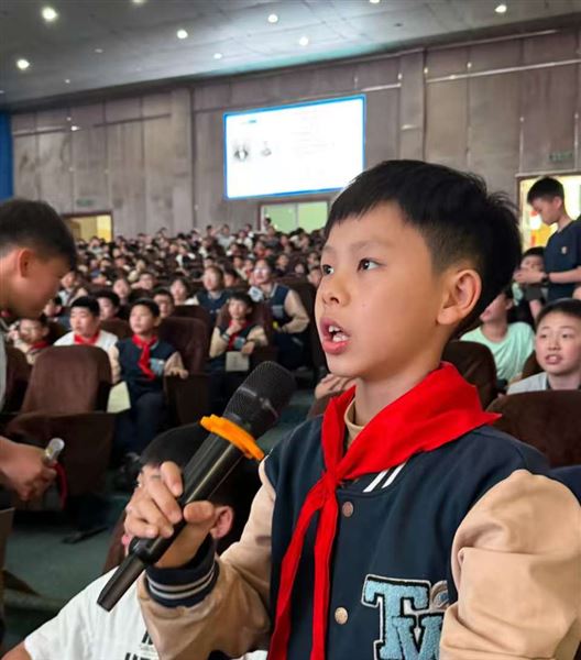 家校联动筑防线 安全用电护成长——记棠外附小六年级家长义工课堂